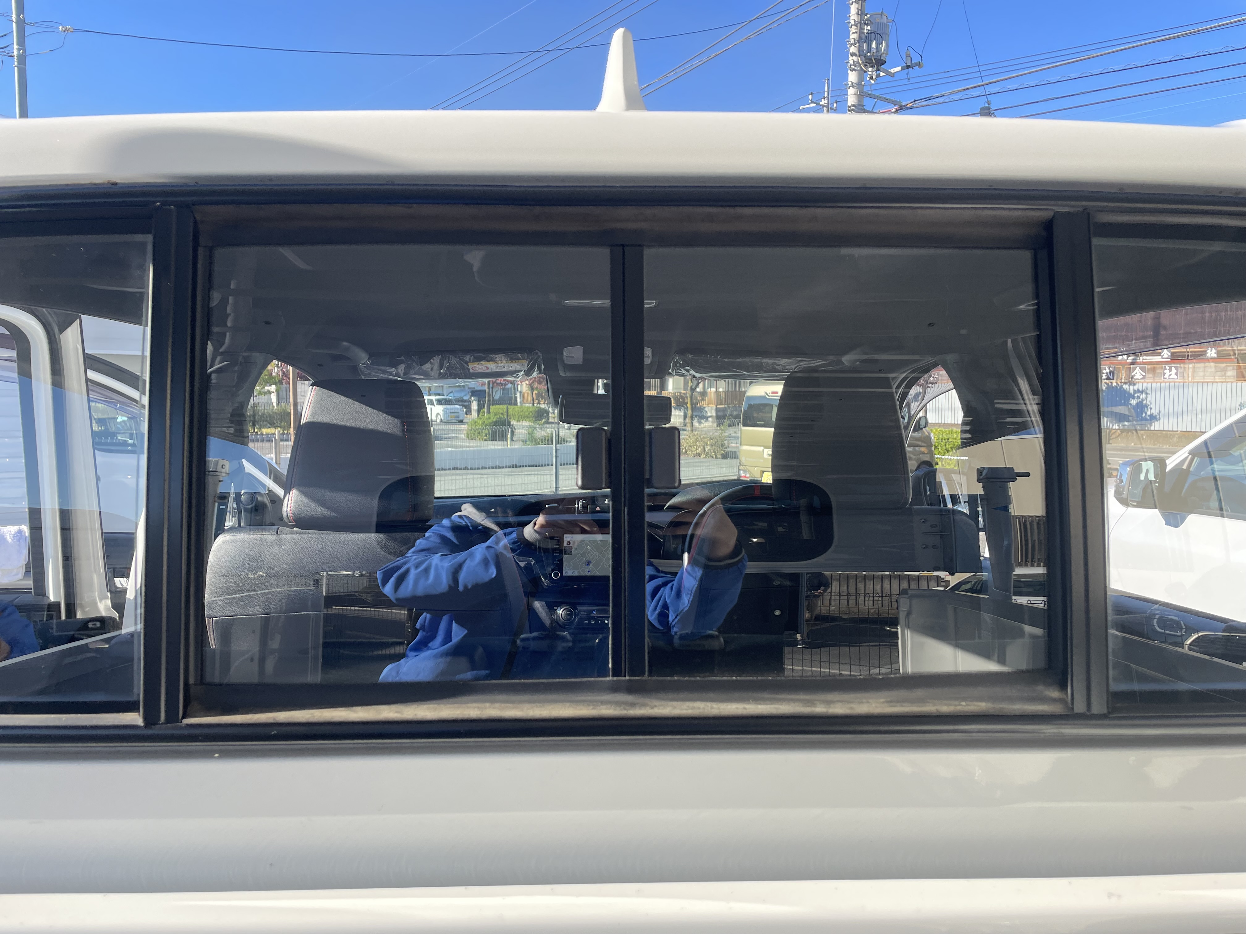 タイトヨタ純正 ハイラックスGUN125用 リア スライドウィンドウ ハイラックス 新型ハイラックス スライディングウインドウ タイ